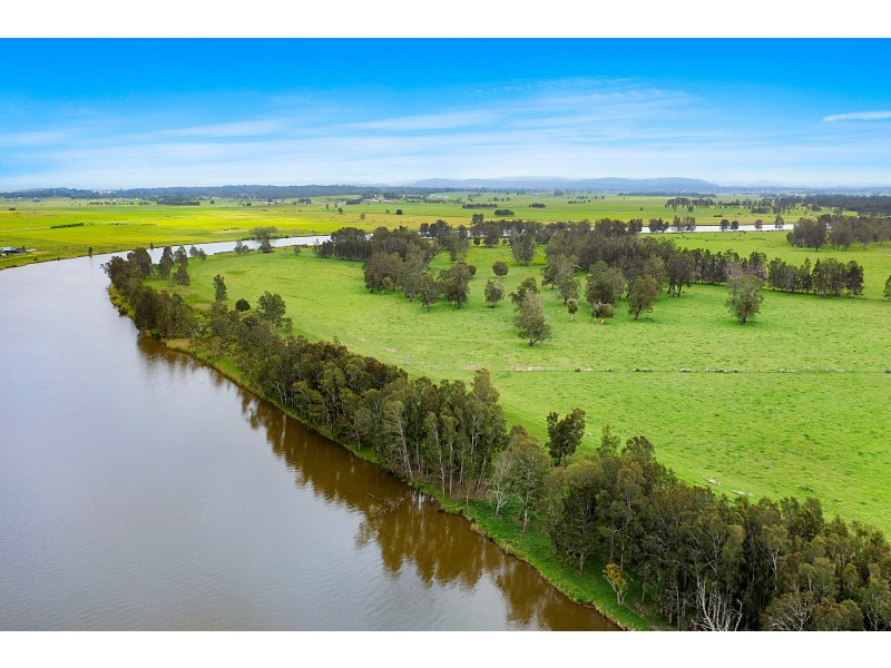 235 Newline Road, Raymond Terrace NSW 2324