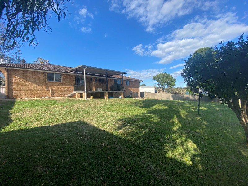 7 Dixon Street, Seaham NSW 2324