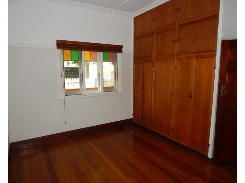 73 Banks Street, East Maitland NSW 2323