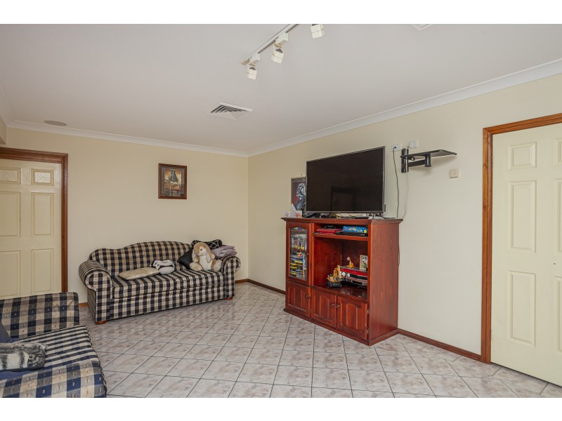 34 Harriet Close, Raymond Terrace NSW 2324