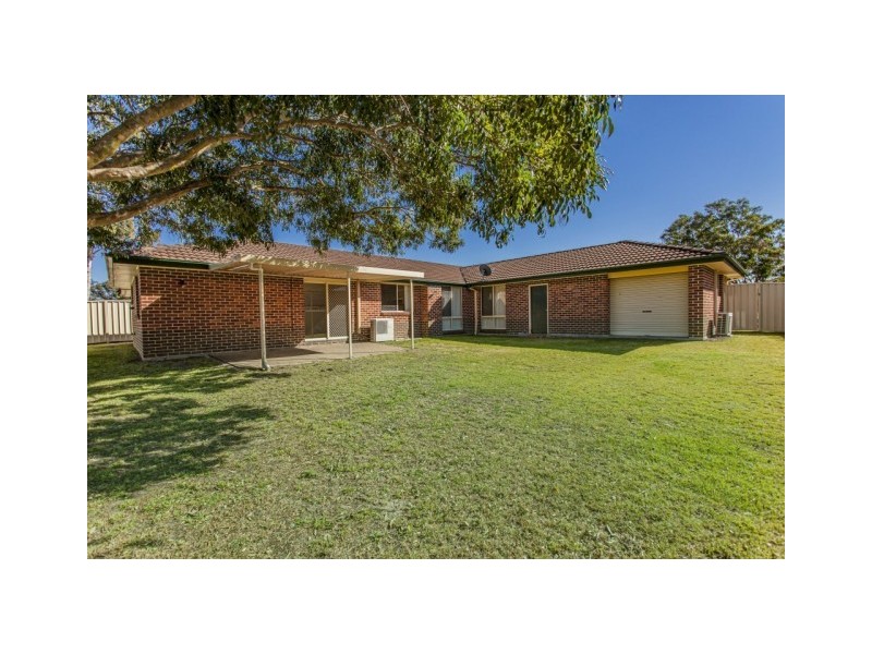 46 CEDERWOOD CRESCENT, Raymond Terrace NSW 2324