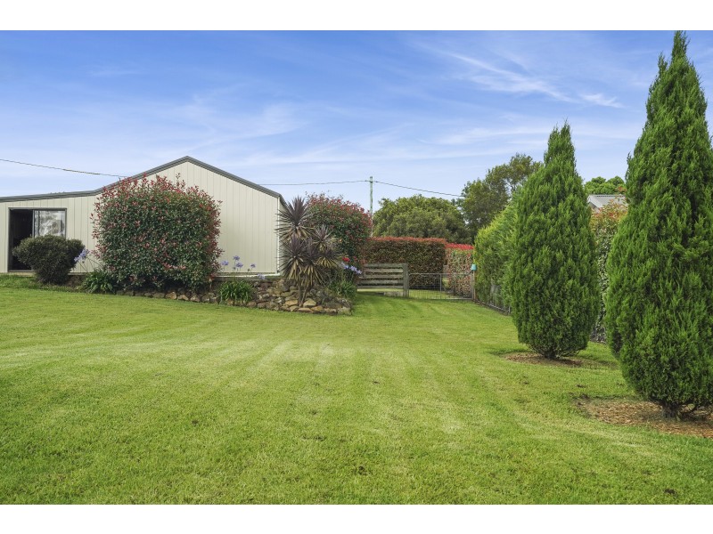 15 Nicolls Street, Stroud NSW 2425