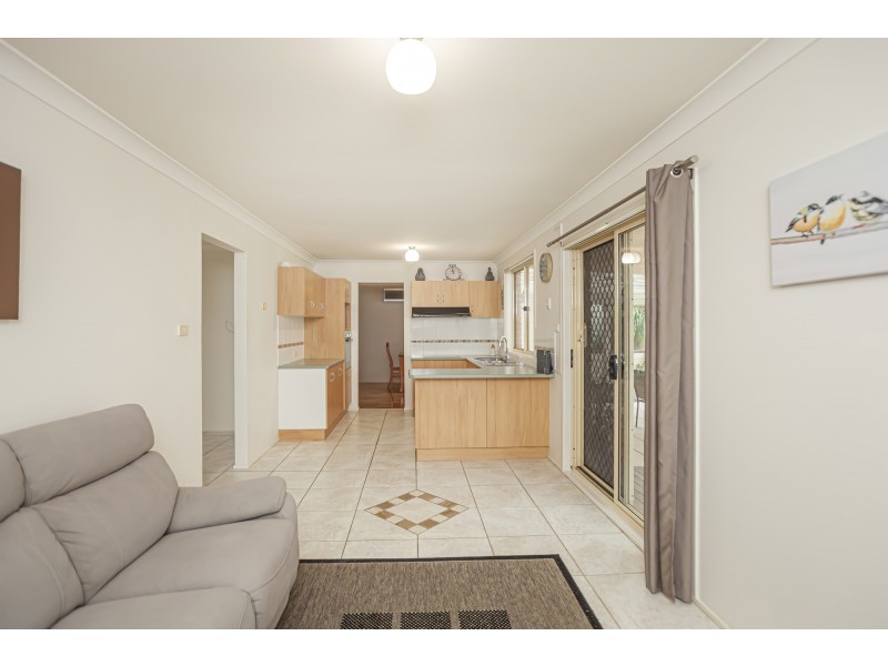 65 Dalyell Way, Raymond Terrace NSW 2324