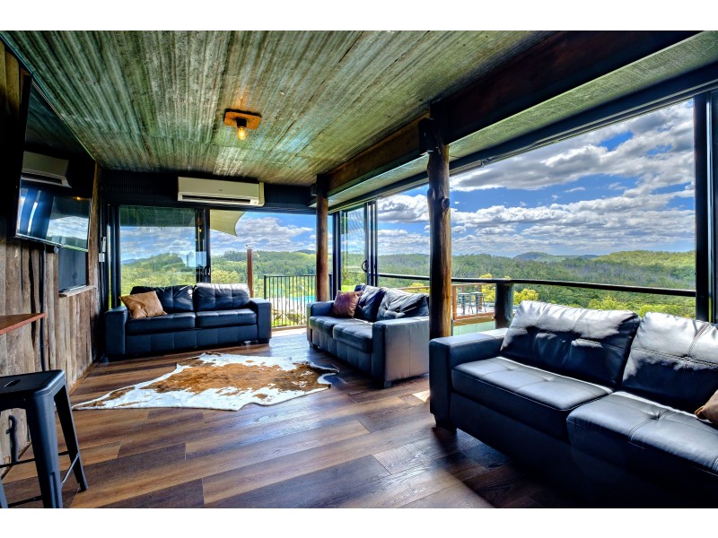 586 Fords Road, Limeburners Creek NSW 2324