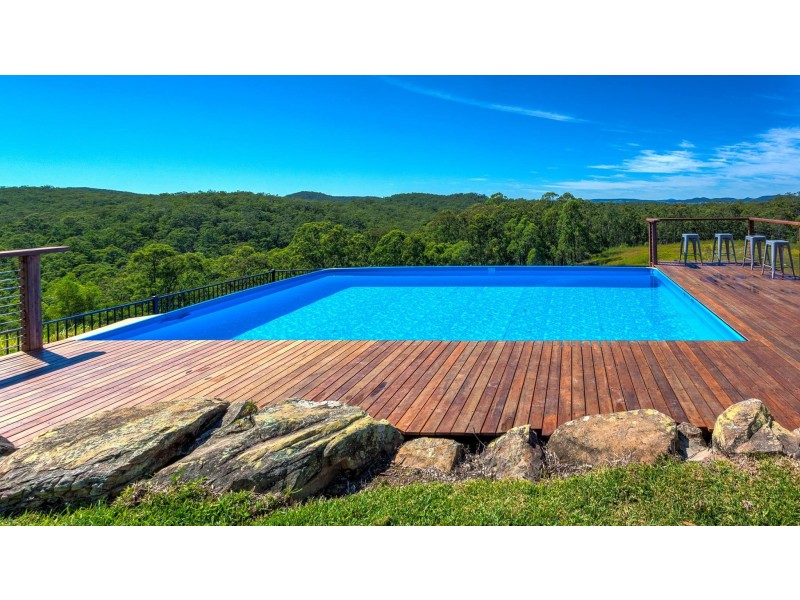 586 Fords Road, Limeburners Creek NSW 2324