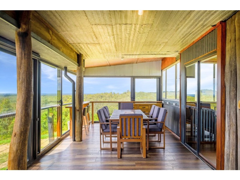 586 Fords Road, Limeburners Creek NSW 2324