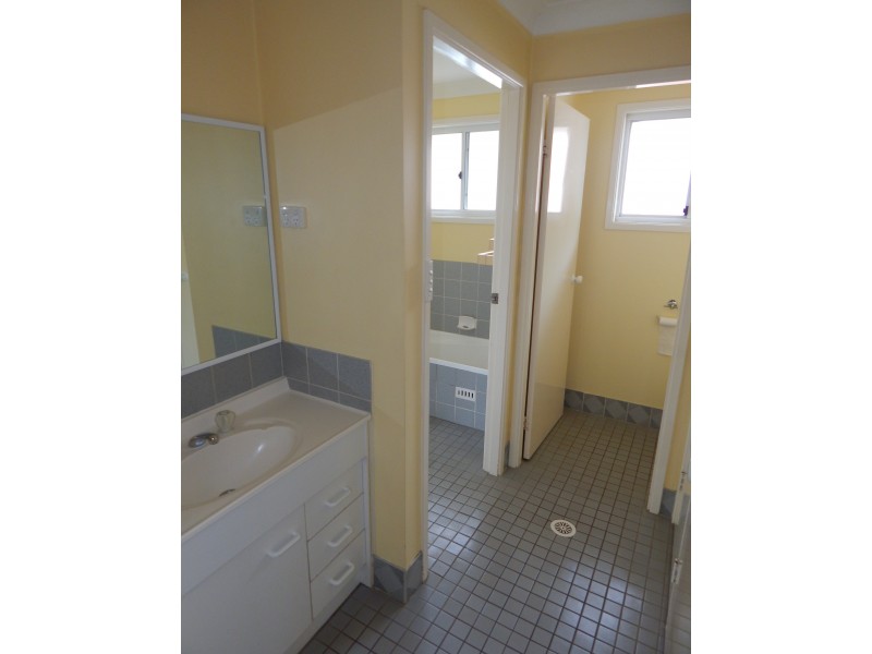 36 Robert Campbell Drive, Raymond Terrace NSW 2324