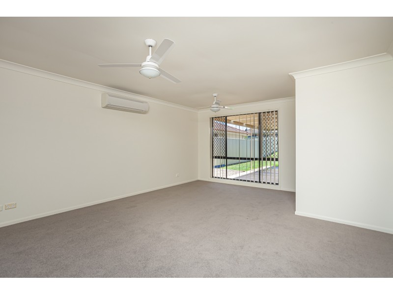 11 Golden Wattle Crescent, Thornton NSW 2322