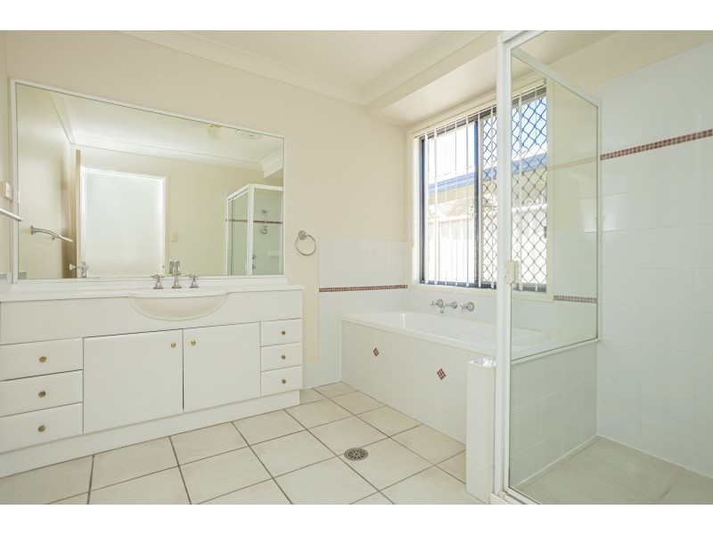 11 Golden Wattle Crescent, Thornton NSW 2322