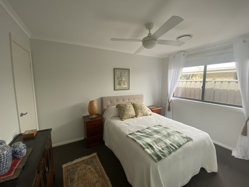 5 Water Street, Fern Bay NSW 2295