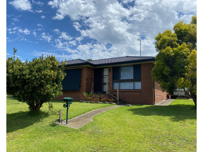9 Chifley Drive, Raymond Terrace NSW 2324