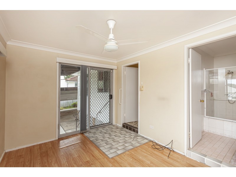 2A Richardson Road, Raymond Terrace NSW 2324