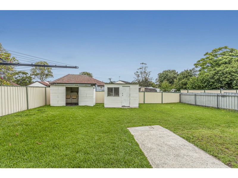 2A Richardson Road, Raymond Terrace NSW 2324