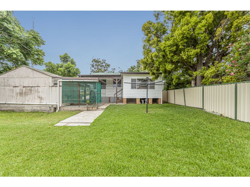 2A Richardson Road, Raymond Terrace NSW 2324