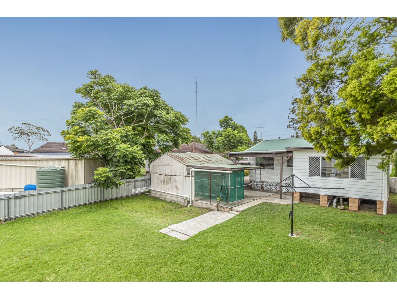 2A Richardson Road, Raymond Terrace NSW 2324