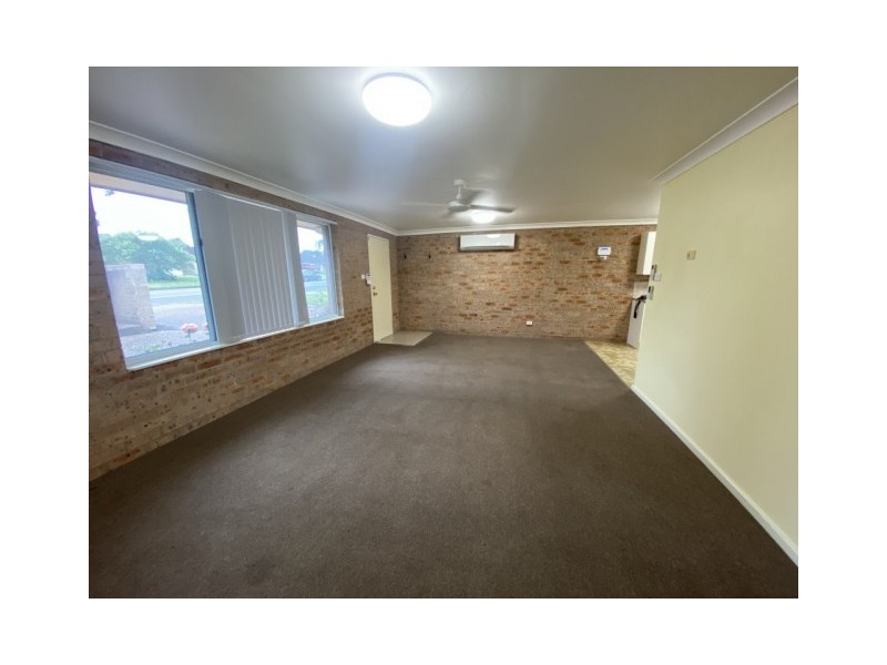 1/31 Benjamin Lee Drive, Raymond Terrace NSW 2324