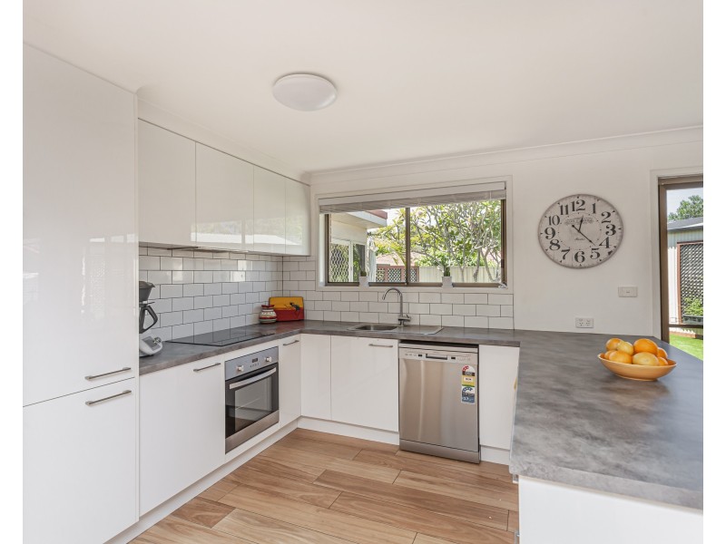 8 Bowman Drive, Raymond Terrace NSW 2324