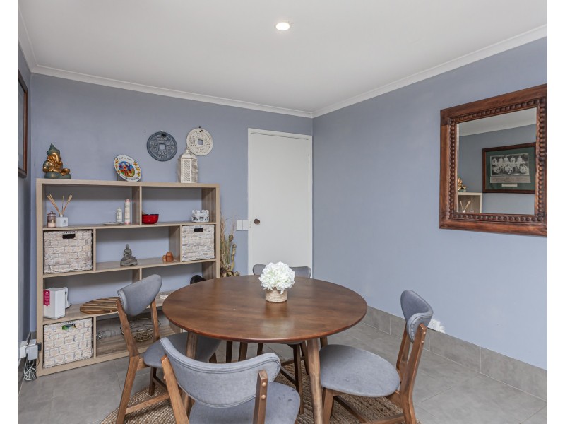 1 Acacia Ave, Raymond Terrace NSW 2324