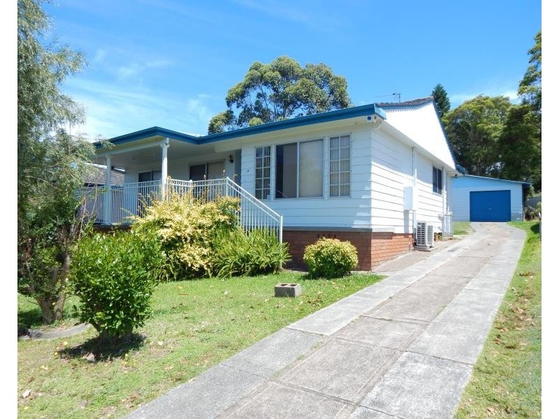 17 ACACIA AVENUE, Raymond Terrace NSW 2324