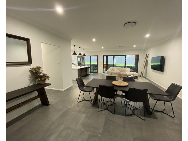 1 Bailey Avenue, Raymond Terrace NSW 2324