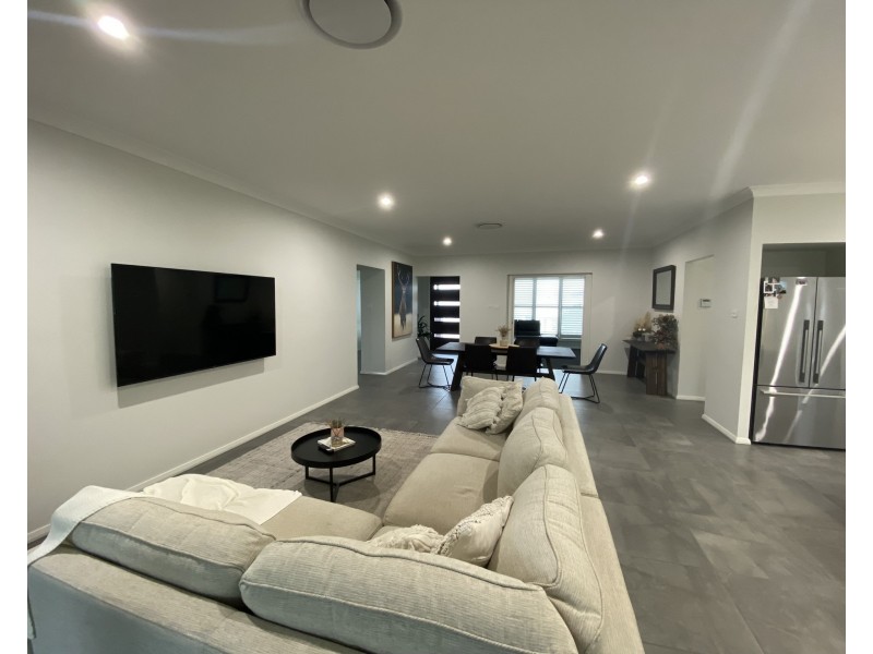 1 Bailey Avenue, Raymond Terrace NSW 2324