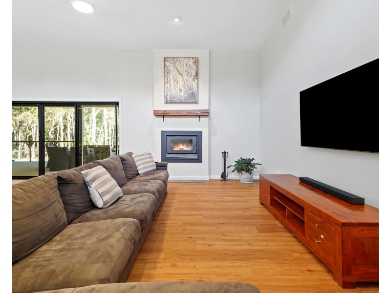 41 Timbertop Road, Glen Oak NSW 2320
