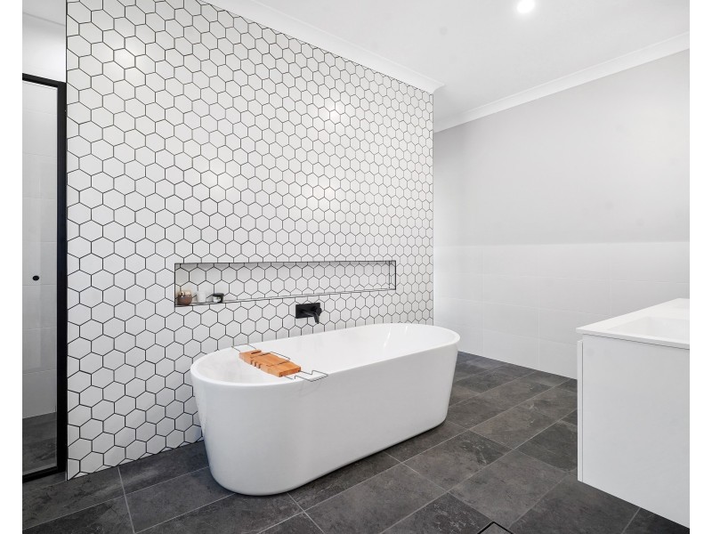 41 Timbertop Road, Glen Oak NSW 2320