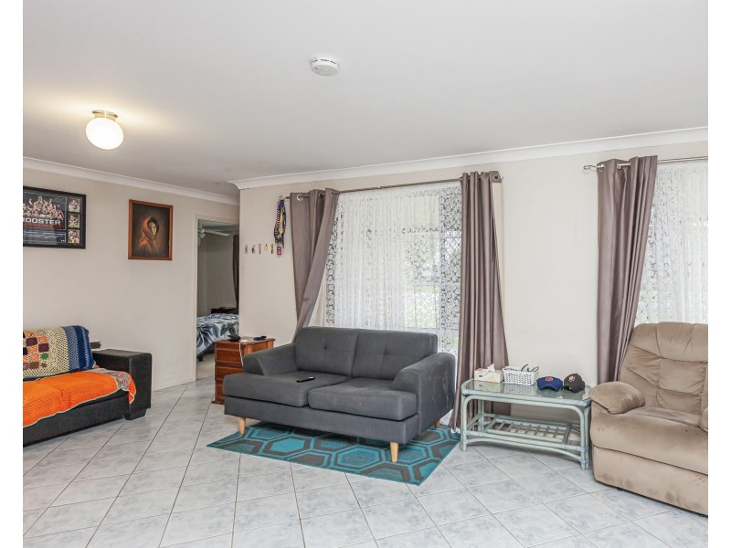17 Auberge Close, Raymond Terrace NSW 2324