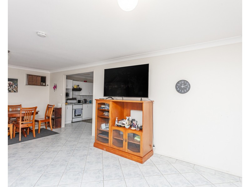 17 Auberge Close, Raymond Terrace NSW 2324
