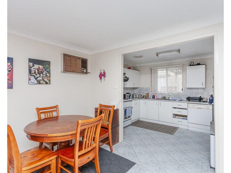 17 Auberge Close, Raymond Terrace NSW 2324