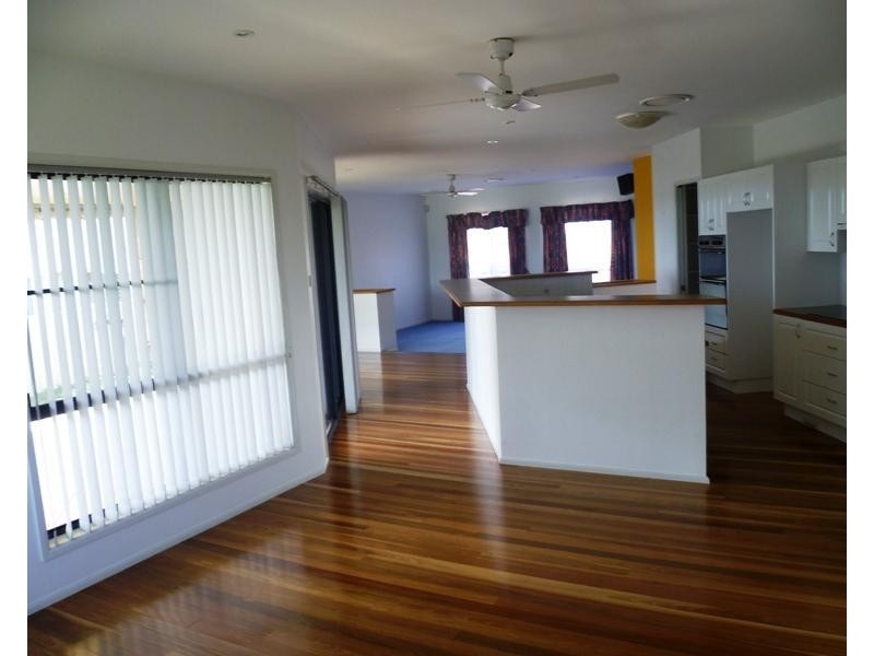 8 KANWARY CLOSE, Raymond Terrace NSW 2324