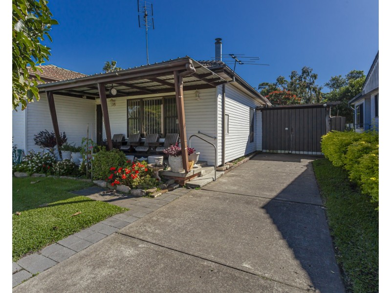 5 Gwen Parade, Raymond Terrace NSW 2324