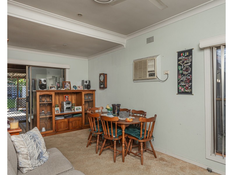 5 Gwen Parade, Raymond Terrace NSW 2324