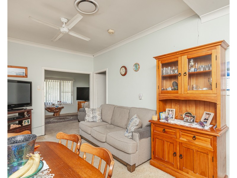5 Gwen Parade, Raymond Terrace NSW 2324