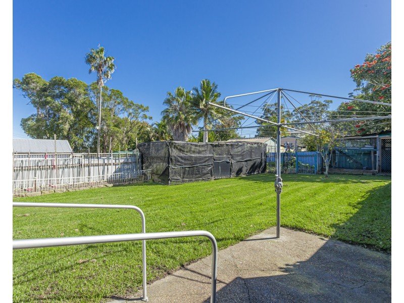 5 Gwen Parade, Raymond Terrace NSW 2324