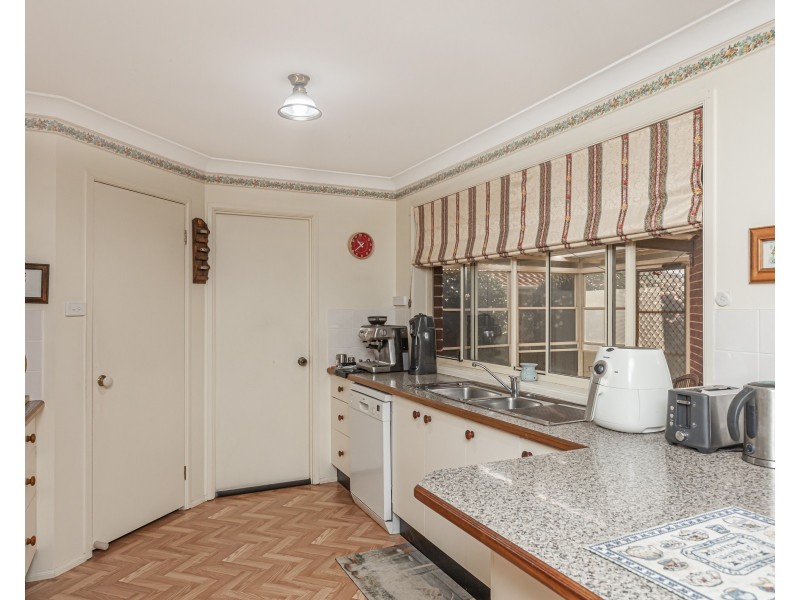 74 Beaton Avenue, Raymond Terrace NSW 2324