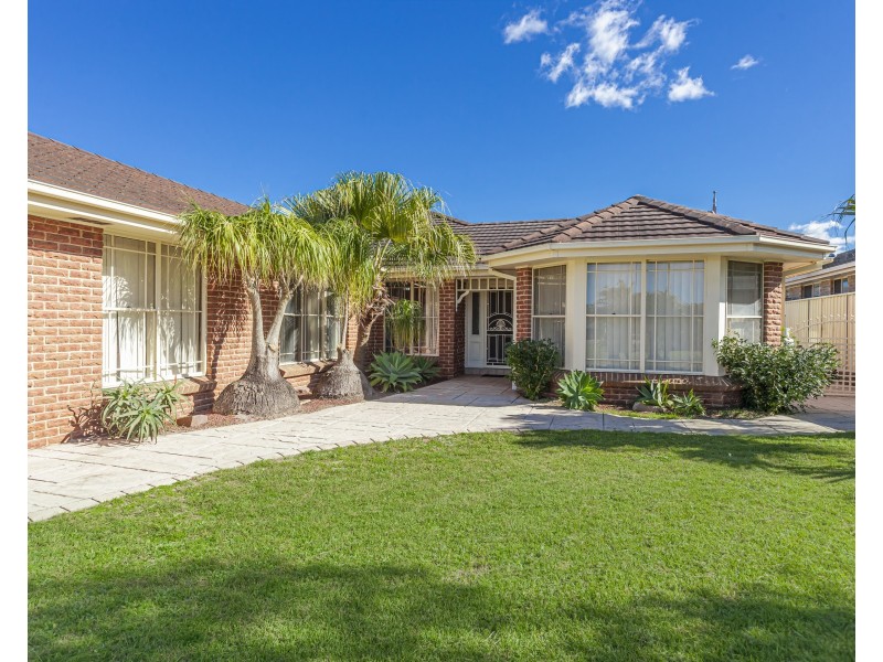 16 Gordon Reeve Close, Raymond Terrace NSW 2324