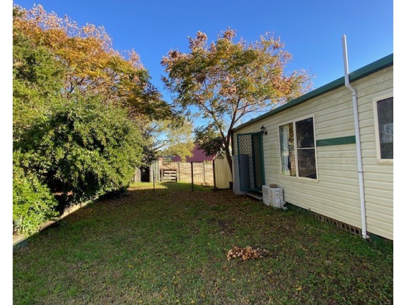 3 HILLSIDE CLOSE, Raymond Terrace NSW 2324