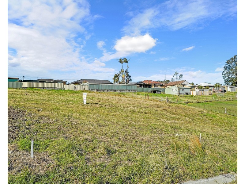 Binns Street, Raymond Terrace NSW 2324
