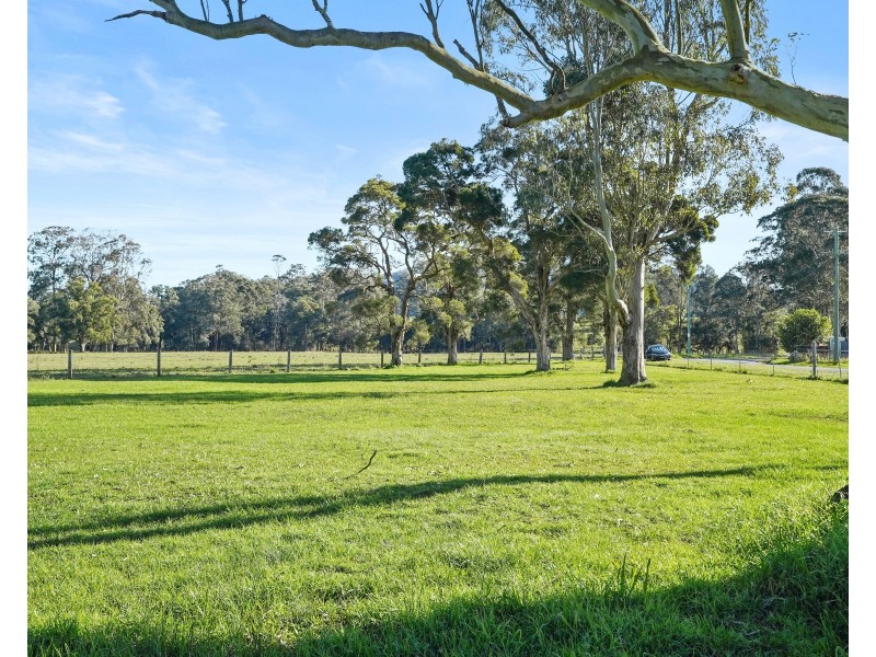 9 Briton Court Road, Stroud NSW 2425