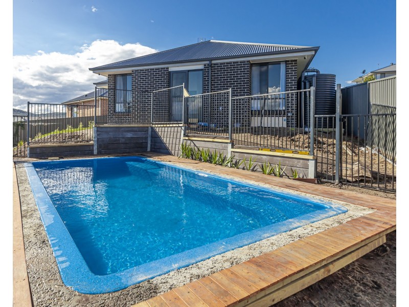 3 Graziers Parade, Raymond Terrace NSW 2324