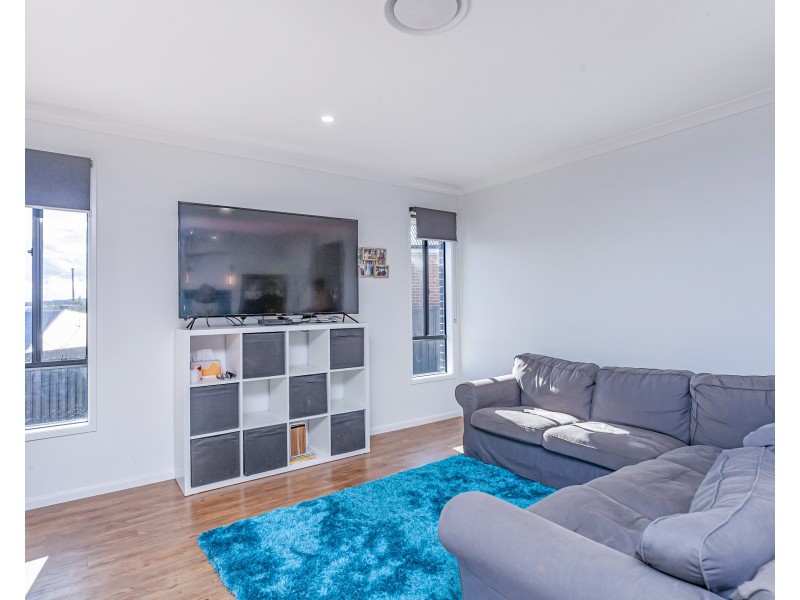 3 Graziers Parade, Raymond Terrace NSW 2324