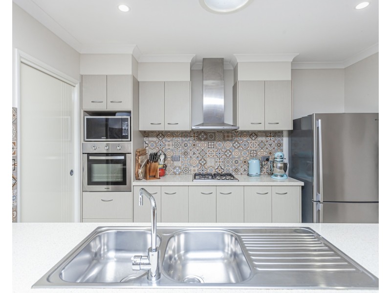 19 Edward Windeyer Way, Raymond Terrace NSW 2324