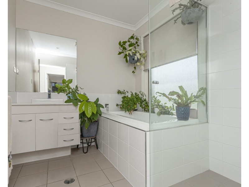 19 Edward Windeyer Way, Raymond Terrace NSW 2324