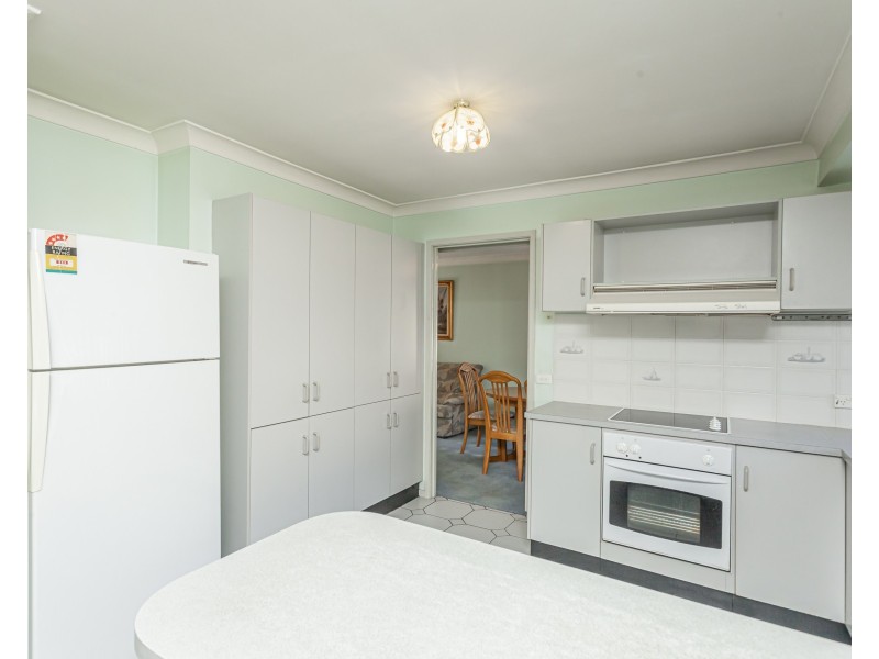 12 Oxley Close, Raymond Terrace NSW 2324
