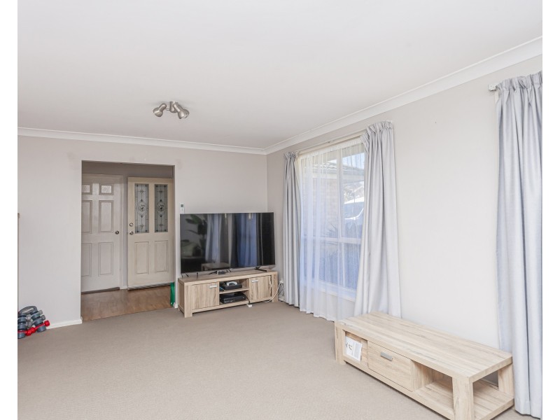 10 Loftus Place, Raymond Terrace NSW 2324