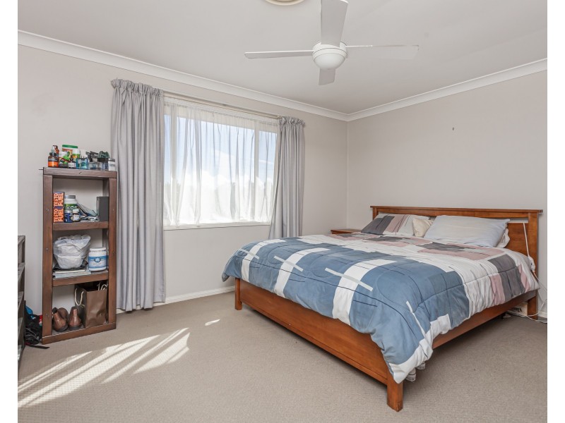 10 Loftus Place, Raymond Terrace NSW 2324
