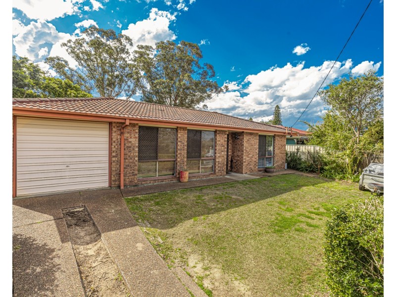 2 Pennington Street, Raymond Terrace NSW 2324