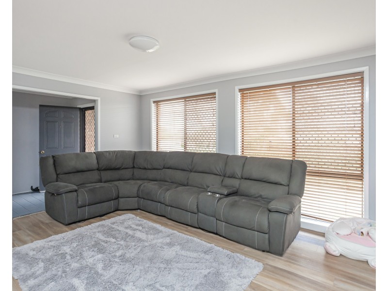 2 Pennington Street, Raymond Terrace NSW 2324