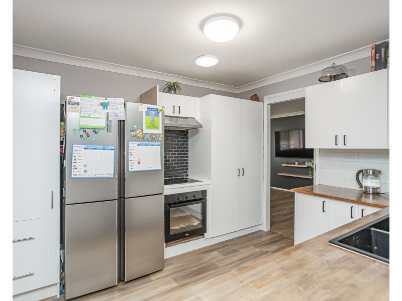 2 Pennington Street, Raymond Terrace NSW 2324